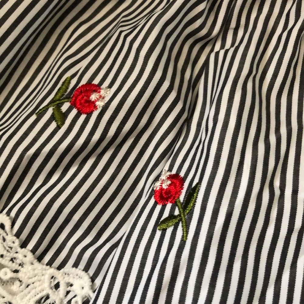 Off shoulder blouse - Picture 4 of 4